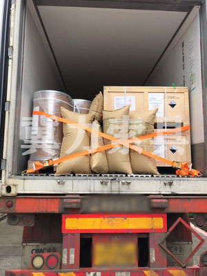 汽車拉緊器使用