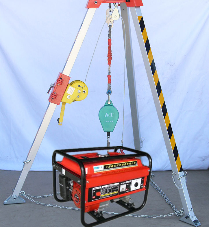 婚禮現(xiàn)場(chǎng)停電起重吊裝帶吊裝汽油發(fā)電機(jī)